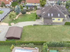 Pronájem vícegeneračního domu, Divišov, K Vodojemu, 267 m2