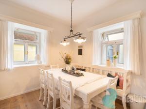 Prodej historického objektu, Záhoří - Jamný, 159 m2