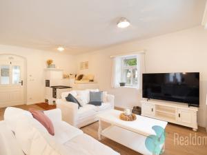 Prodej historického objektu, Záhoří - Jamný, 159 m2