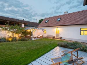 Prodej historického objektu, Záhoří - Jamný, 159 m2