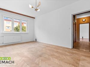 Pronájem bytu 2+1, Uherské Hradiště, Mánesova, 54 m2