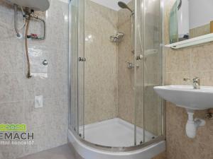 Pronájem bytu 2+1, Červený Kostelec, Řehákova, 59 m2