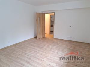 Pronájem bytu 3+1, Opava - Předměstí, Hradecká, 77 m2