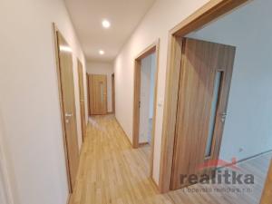 Pronájem bytu 3+1, Opava - Předměstí, Hradecká, 77 m2