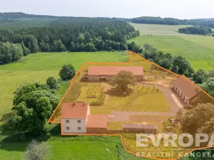 Prodej zemědělské usedlosti, Spálené Poříčí, 210 m2