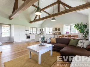 Prodej zemědělské usedlosti, Spálené Poříčí, 210 m2