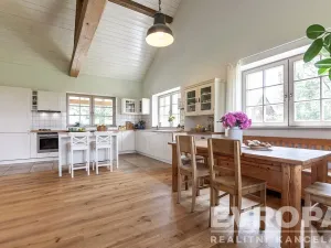 Prodej rodinného domu, Spálené Poříčí, 210 m2