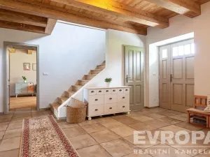 Prodej rodinného domu, Spálené Poříčí, 210 m2