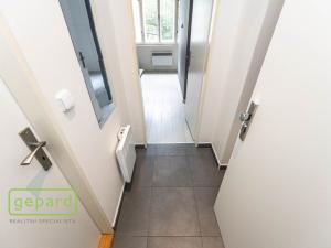 Prodej podílu 1/2 rodinného domu, Praha, Káranská, 225 m2