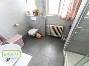 Prodej podílu 1/2 rodinného domu, Praha, Káranská, 225 m2