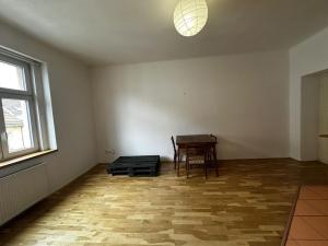 Pronájem bytu 2+kk, Praha - Libeň, Heydukova, 59 m2