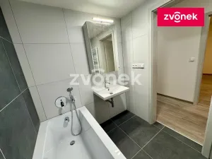 Pronájem bytu 3+kk, Zlín, Nad Stráněmi, 83 m2