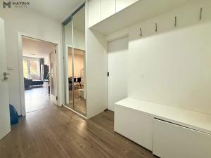 Pronájem bytu 2+kk, Praha - Libeň, U Rokytky, 70 m2