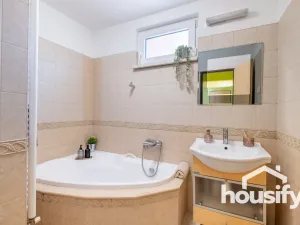 Prodej rodinného domu, Božice, 134 m2