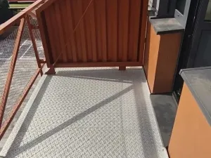 Pronájem bytu 2+kk, Praha - Vysočany, Kolbenova, 57 m2