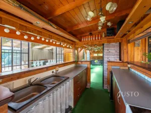 Prodej kanceláře, Uherské Hradiště, V Zahradách, 474 m2