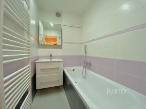 Pronájem bytu 2+1, Ostrava, Urxova, 64 m2