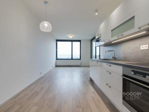 Pronájem bytu 2+kk, Praha - Libeň, Střížkovská, 56 m2