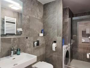 Pronájem bytu 2+kk, Praha - Nusle, V Horkách, 57 m2