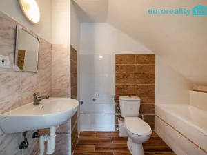 Prodej bytu 1+1, Kraslice, Rybná, 30 m2