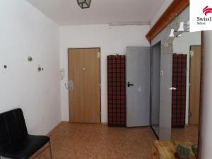 Prodej bytu 3+1, Karlovy Vary, Gagarinova, 82 m2