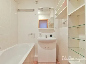 Pronájem bytu 3+1, Brno, Okrouhlá, 70 m2