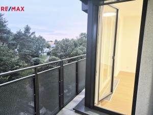 Pronájem bytu 2+kk, Praha - Háje, Sochorcova, 58 m2
