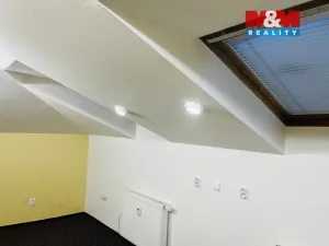 Pronájem kanceláře, Český Těšín, Dvořákova, 16 m2