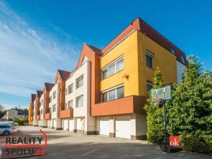 Pronájem bytu 2+kk, Pardubice - Pardubičky, Pod Kopečkem, 64 m2