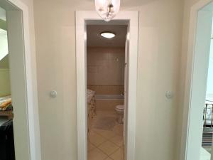 Prodej bytu 4+1, Karlovy Vary, Mariánskolázeňská, 130 m2