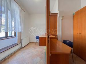 Pronájem obchodního prostoru, Český Krumlov - Domoradice, Budějovická, 12 m2