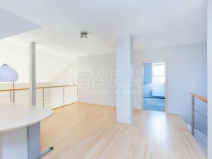 Prodej rodinného domu, Planá nad Lužnicí, Pstruhová, 211 m2