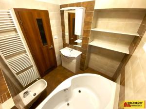 Pronájem bytu 3+1, Hodonín, 109 m2