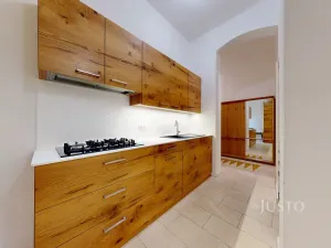 Prodej bytu 3+1, České Budějovice - České Budějovice 1, Karla IV., 109 m2