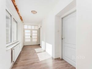 Prodej rodinného domu, Uherské Hradiště, U Cihelny, 246 m2