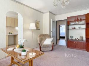 Prodej bytu 3+1, Praha, K lukám, 68 m2