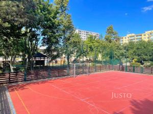 Prodej bytu 3+1, Praha, K lukám, 68 m2