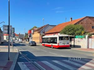 Prodej bytu 3+1, Praha, K lukám, 68 m2