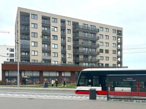 Prodej bytu 2+kk, Praha - Hlubočepy, náměstí Olgy Scheinpflugové, 50 m2