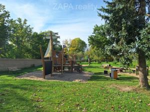 Prodej rodinného domu, Přezletice, 218 m2