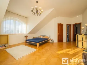 Prodej pozemku pro bydlení, Praha - Šeberov, K Hrnčířům, 2233 m2