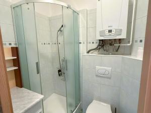 Pronájem bytu 2+kk, Praha, K Botiči, 47 m2