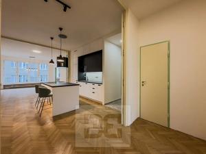 Pronájem bytu 4+kk, Praha - Holešovice, Vinařská, 118 m2