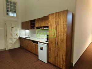 Pronájem kanceláře, Brno - Veveří, Moravské náměstí, 206 m2