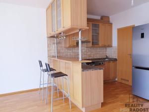 Pronájem bytu 2+kk, Praha, Schwarzenberská, 74 m2