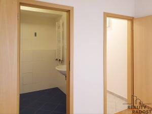 Pronájem bytu 2+kk, Praha, Schwarzenberská, 74 m2