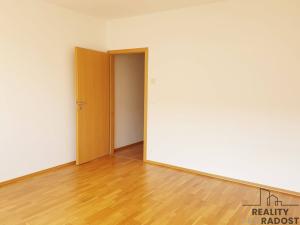 Pronájem bytu 2+kk, Praha, Schwarzenberská, 74 m2