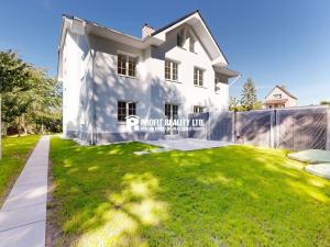 Prodej bytu 6+kk a větší, Praha - Lipence, Údolí hvězd, 213 m2