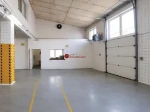 Pronájem výrobních prostor, Jičín - Valdické Předměstí, Dělnická, 1930 m2