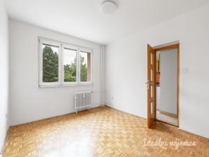 Pronájem bytu 2+1, Praha - Malešice, Počernická, 55 m2